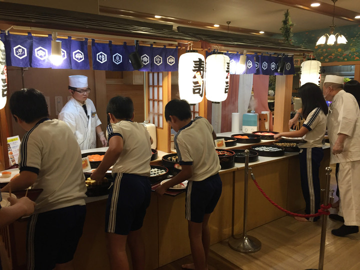 24d4efc877b74f1a8ddfb171baf98196