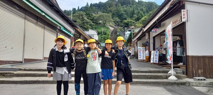 43012f2a3e4543a3a816a2010d590a96