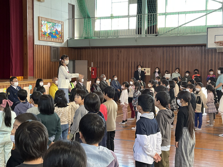 198d015c1d6c4e8984e48e780682682c